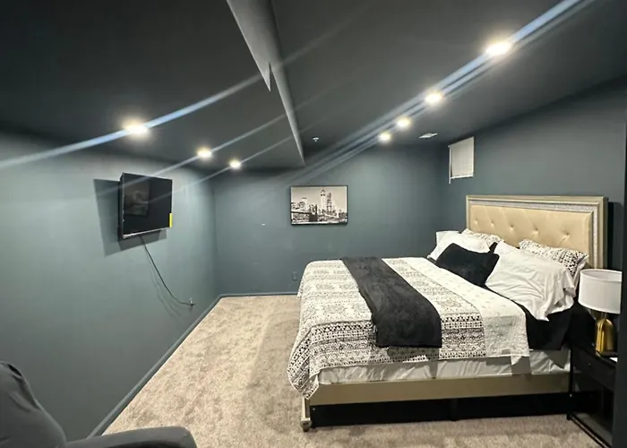 Luxury 2 Bedroom Basement